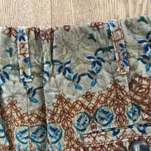 Patterned Wide-Leg Pants - Picture 16 of 16